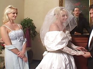 pengantin-wanita, gambarvideo-porno-secara-eksplisit-dan-intens, bintang-porno, perkawinan
