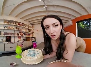 Curvy Hottie Mandy Muse Prepared WIld Surprise For Your Bday