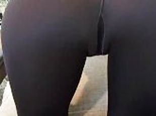 Teen pawg in tight leggings shows off fat ass and cameltoe pov