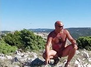 nude walking on fileds of sage - what a beautyfull country