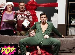 TWINKPOP - Jake Preston Pulls His Dick Out And Convinces Damian Night To Spread His Legs To Fuck