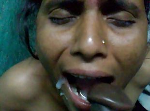 Horny Desi wife take a cum on her mouth