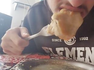 Literally myself eating chicken \ Fetish