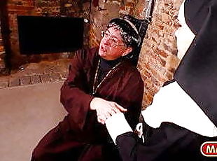 Slutty nun licking priest&#039;s cum