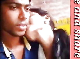 indiano, beijando, colégio
