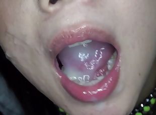 Ayako Kanou blows and gets her mouth filled with cum