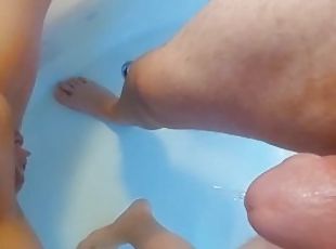 baignade, pisser, chatte-pussy, milf, couple, salope, douche, humide, putain