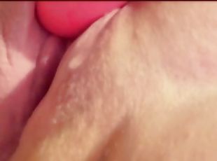 Close up vibrator squirting Honey for you
