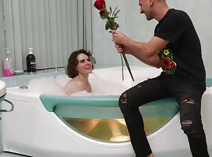 bañando, cuatro-patas, coño-pussy, ruso, adolescente, hardcore, pareja, afeitada