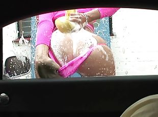 after she washes his car Emma Butt blows his penis and gets fucked