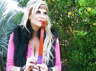 Kelly Madison seduces a guy in a costume for a shag