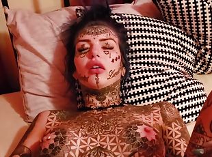 cona-pussy, pénis-grande, hardcore, casal, pov, perfurado, depilada, tatuagem