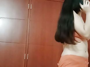 Giving my stepbrother a good blowjob in my bedroom closet - Porn in Spanish