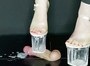 amateur, ejaculation-sur-le-corps, compilation, couple, pieds, fétiche, branlette-avec-les-pieds