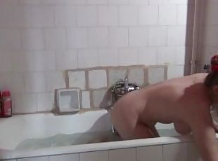 I take a bath in a tub ( natural body, natural tits, natural behavior, dilapitated bathroom )