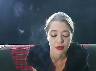 amaterski, plavuše, fetiš, pušenje-smoking