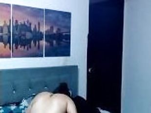 My stepsister seduces me when we are alone to eat my pussy and fuck me