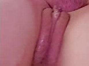 Eating Creamfilled pussy