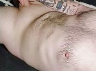 peluda, masturbação, amador, pénis-grande, gozando, sozinho, branco, tatuagem, pénis